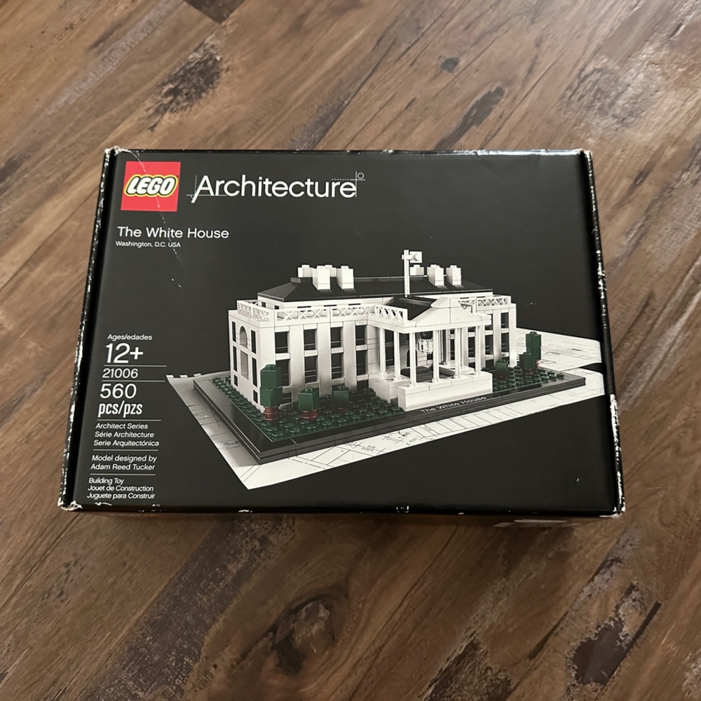 LEGO Architecture White and Green Building Set 21006